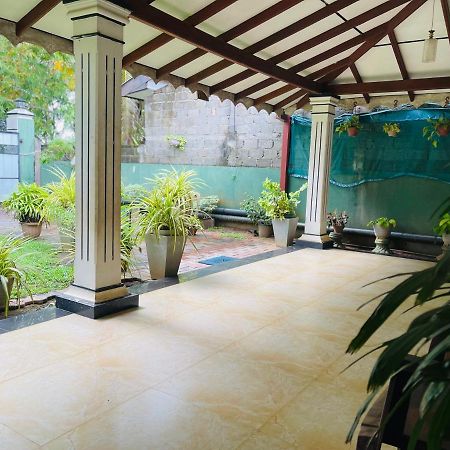 נגומבו Shalomi'S Villa & Happy Home מראה חיצוני תמונה